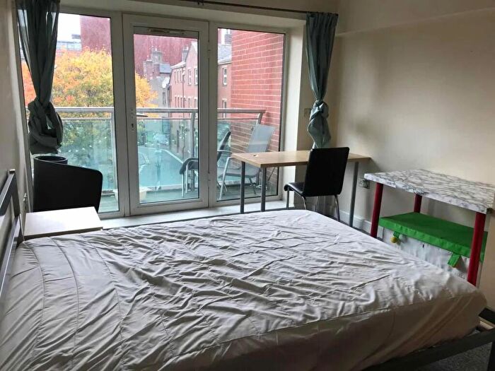 2 Bedroom Flat To Rent In Eldon Street, Sheffield, S1
