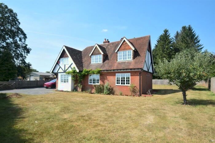 4 Bedroom Detached House To Rent In Upper Wield, Alresford, SO24