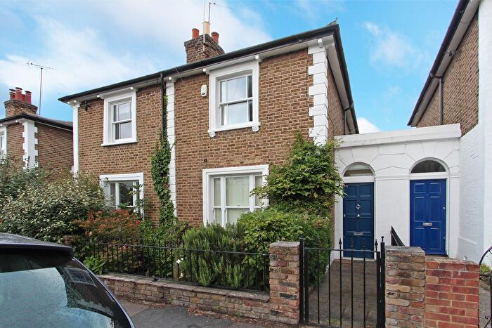2 Bedroom Semi-Detached House To Rent In Dunstable Road, Richmond, TW9