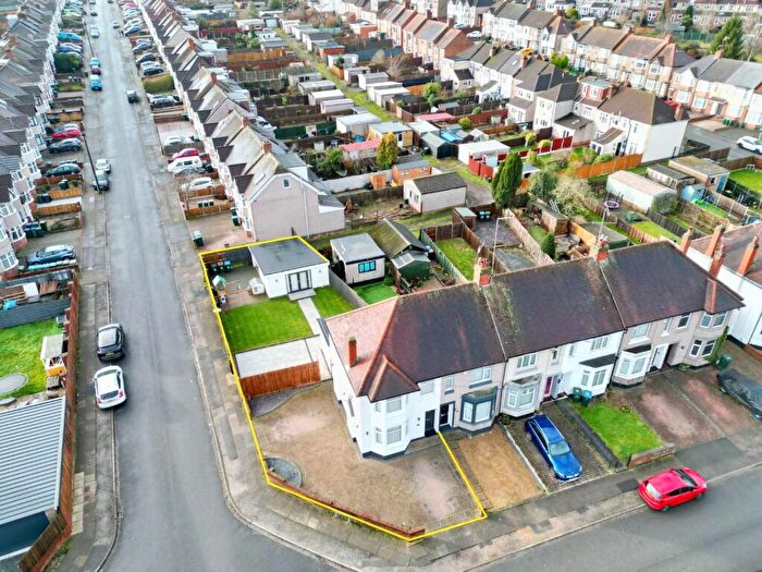 3 Bedroom End Of Terrace House For Sale In Westbury Road, Chapelfields, Coventry - Large Corner Plot, CV5