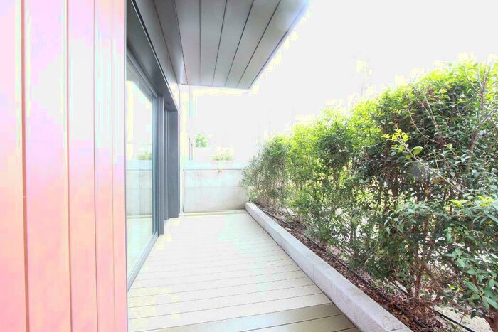 1 Bedroom Flat To Rent In Judde House, Duke Of Wellington Avenue, London, SE18