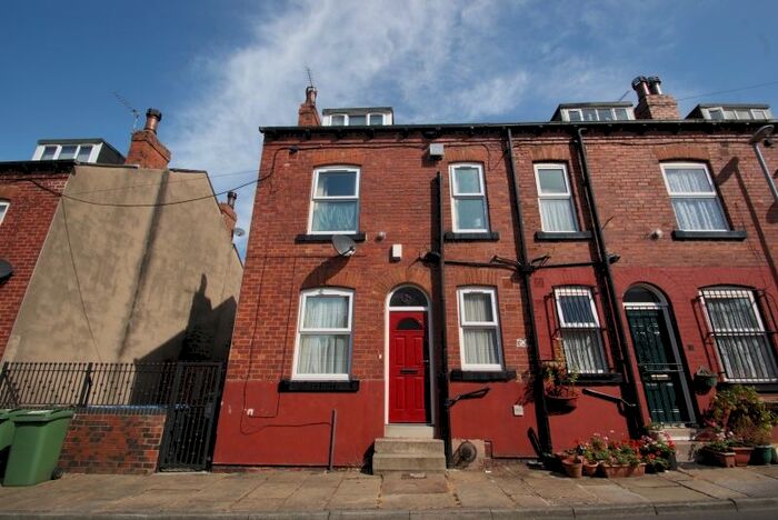 2 Bedroom Terraced House To Rent In Harold Place, Hyde Park, Leeds, LS6