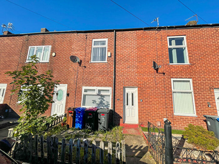 2 Bedroom Terraced House For Sale In New Cross Street, Swinton, Salford, M27