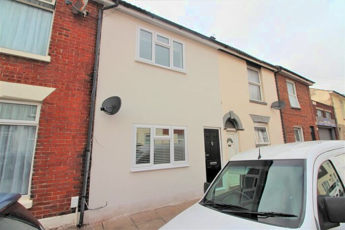 3 Bedroom Terraced House To Rent In Havant Road, Portsmouth, PO2