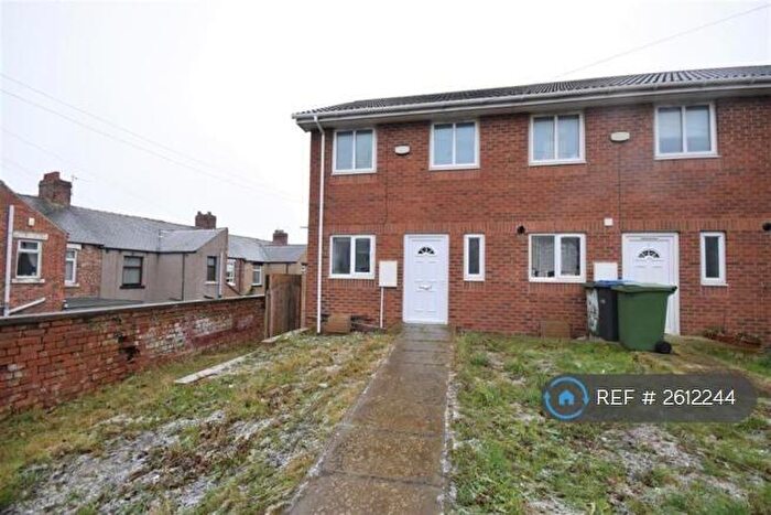 3 Bedroom Terraced House To Rent In Alisha Vale, Easington, SR8