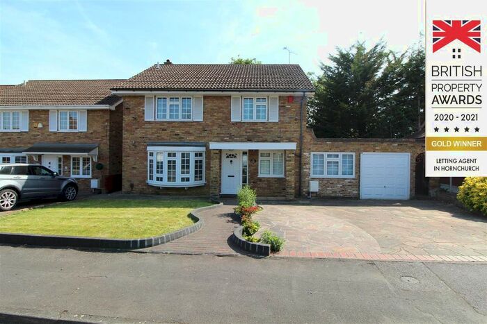 4 Bedroom Detached House To Rent In Roseacre Close, Hornchurch, RM11
