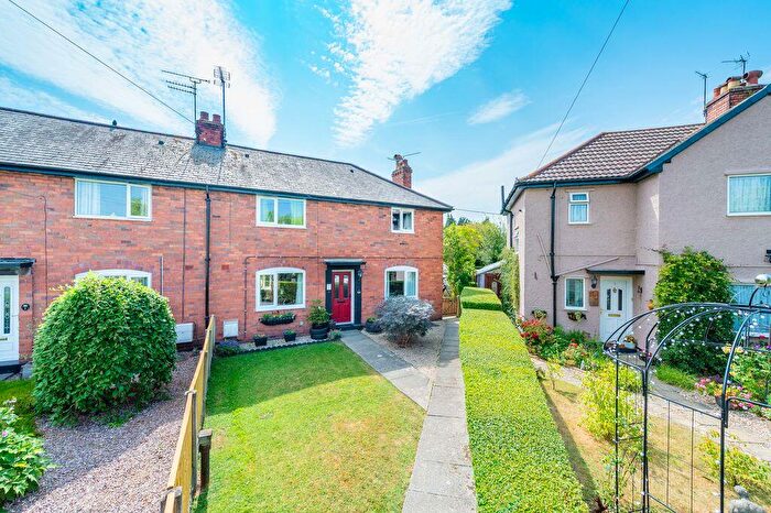 3 Bedroom Semi-Detached House For Sale In George Street, Chirk, LL14