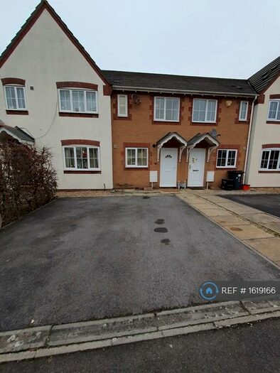 2 Bedroom Terraced House To Rent In Hepworth Road, Swindon, SN25