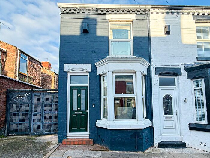 2 Bedroom Terraced House For Sale In Longford Street, Liverpool, L8