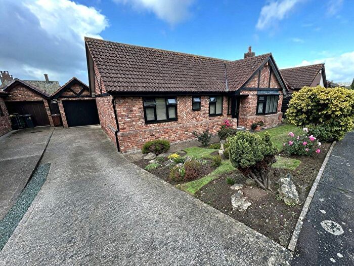 3 Bedroom Detached Bungalow For Sale In Bryn Gannock, Deganwy, LL31
