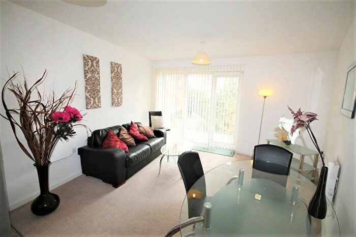 2 Bedroom Apartment To Rent In The Drum, Sportcity, M11