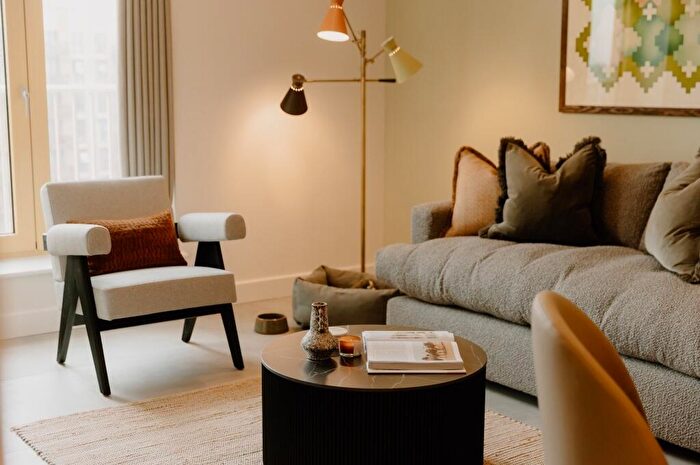 2 Bedroom Apartment To Rent In Embassy Boulevard, London, SW11