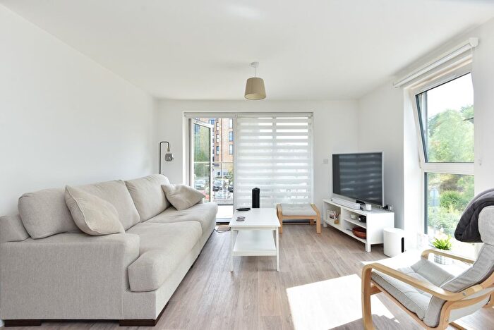 2 Bedroom Flat To Rent In Castle Hill, Ebbsfleet Valley, DA10