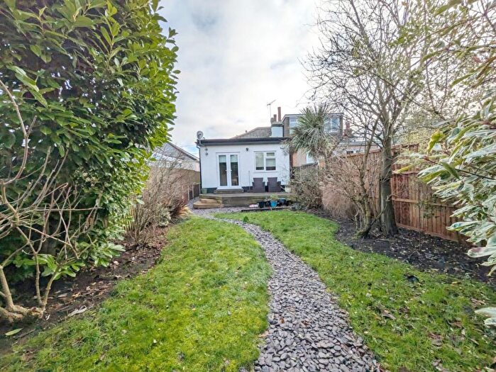 2 Bedroom Semi-Detached Bungalow For Sale In Woodfield Road, Hadleigh, Essex, SS7