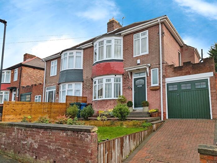 3 Bedroom Semi Detached House For Sale In Stocksfield Avenue, Fenham, Newcastle Upon Tyne, NE5