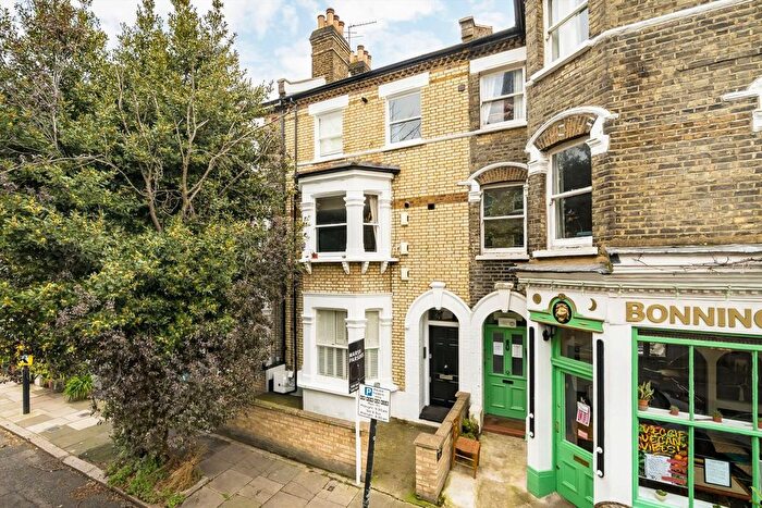 2 Bedroom Flat For Sale In Vauxhall Grove, Vauxhall, SW8