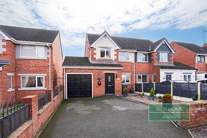 3 Bedroom Semi-Detached House For Sale In Pasture Mews, Mexbrough, S64