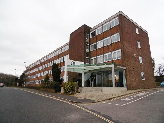 1 Bedroom Flat To Rent In Wella Road, Basingstoke, RG22