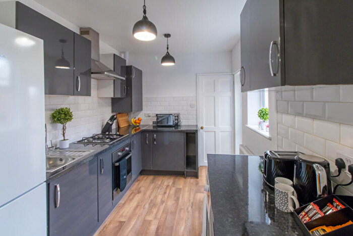 3 Bedroom Terraced House To Rent In Winchester Road, Portsmouth, PO2