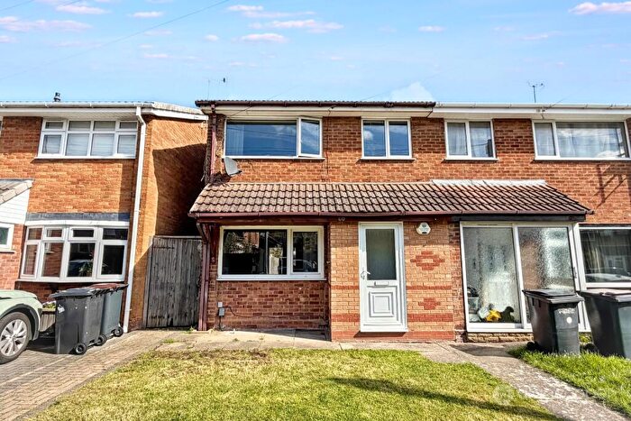 3 Bedroom Terraced House For Sale In Mallard Avenue, Stockingford, Nuneaton, CV10