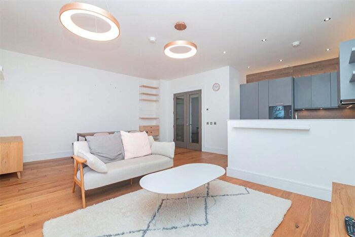 2 Bedroom Apartment To Rent In Park Quadrant, Glasgow, Glasgow City, G3