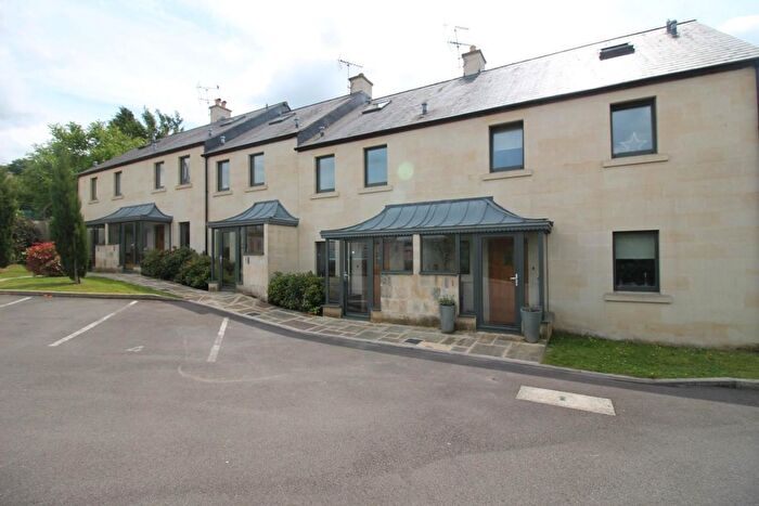 3 Bedroom Terraced House To Rent In Darlington Road, Bath, BA2