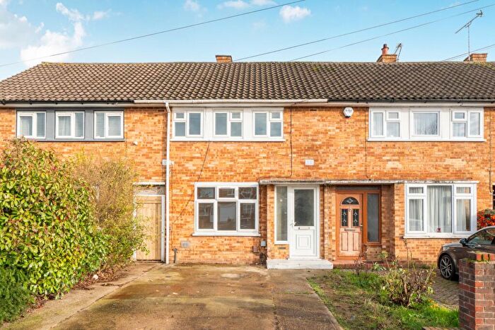 3 Bedroom House For Sale In Spencer Road, Lagley, SL3