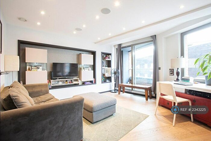 2 Bedroom Flat To Rent In Holmes Road, London, NW5