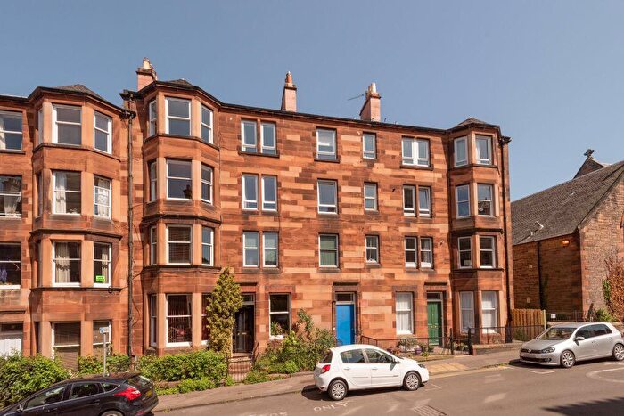 2 Bedroom Flat For Sale In / Montpelier Park, Edinburgh, EH10