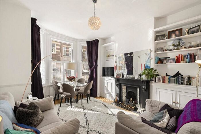 2 Bedroom Apartment For Sale In Vardens Road, London, United Kingdom, SW11