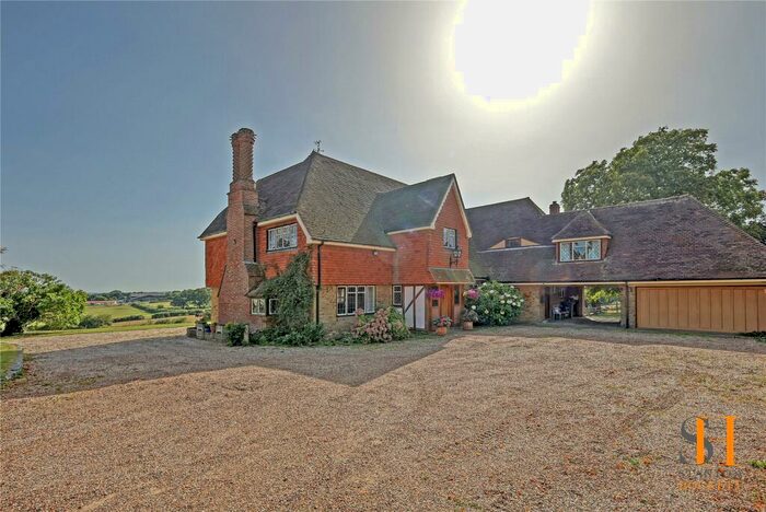 5 Bedroom Equestrian Facility For Sale In Brock Hill, Runwell, Wickford, Essex, SS11