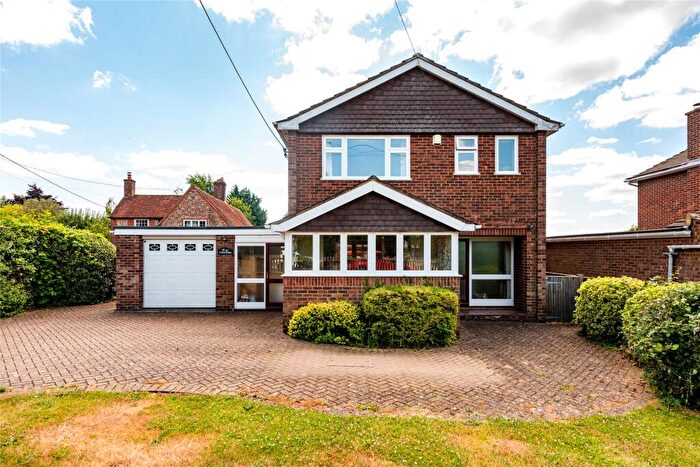 3 Bedroom Detached House For Sale In Flowers Bottom Lane, Speen, Princes Risborough, Buckinghamshire, HP27