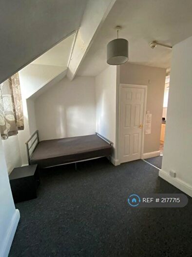 Studio To Rent In Sheffield, Sheffield, S6