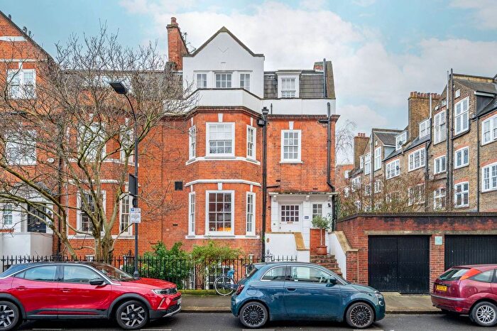 2 Bedroom Flat To Rent In Gunterstone Road, Hammersmith, London, W14