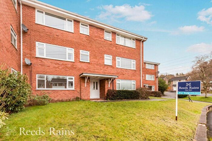 1 Bedroom Apartment For Sale In Beech Farm Drive, Tytherington, Macclesfield, Cheshire, SK10