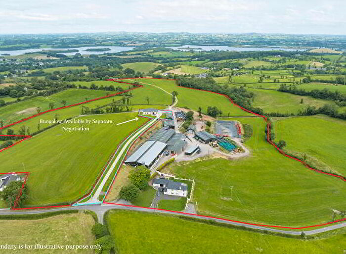 5 Bedroom Detached FarmHouse For Sale In Ballygonnell Road, Enniskillen, BT93