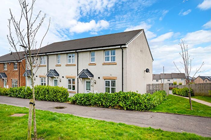 3 Bedroom End Terrace House For Sale In Auchinleck Road, Glasgow, G33