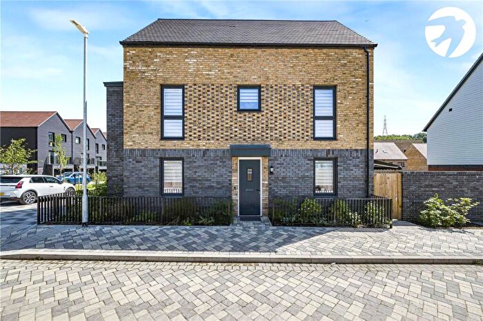 4 Bedroom Detached House For Sale In Penny Black Lane, Alkerden, Ebbsfleet Valley, Swanscombe, DA10