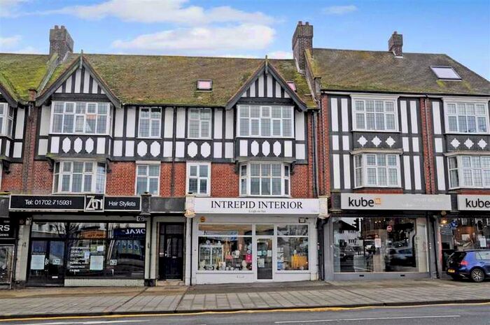 2 Bedroom Flat To Rent In London Road, Leigh On Sea, Essex, SS9