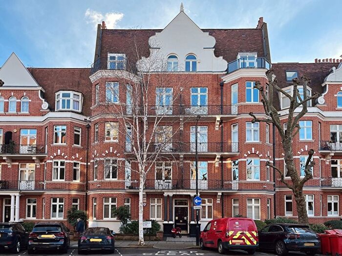 3 Bedroom Flat To Rent In Lauderdale Mansions, Lauderdale Road, W9