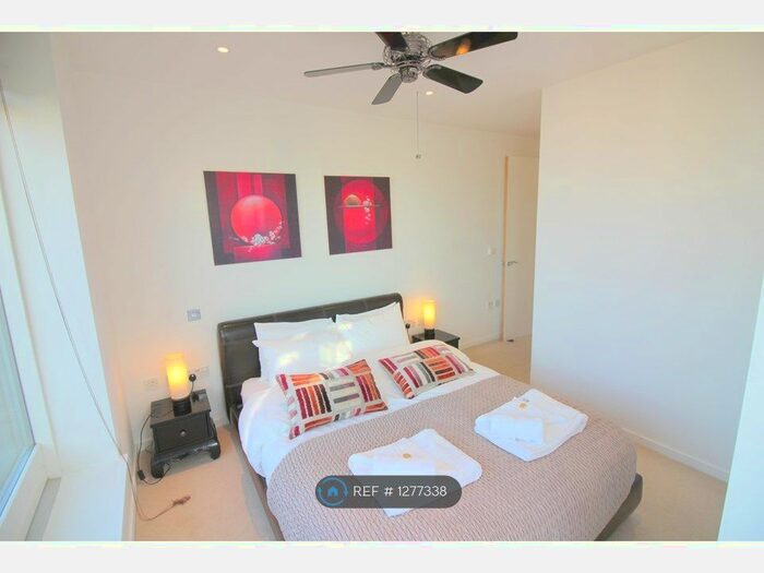 2 Bedroom Flat To Rent In The Belvedere, Cambridge, CB2