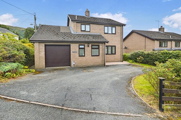 3 Bedroom Detached House For Sale In Chapel Field, Llandinam, Powys, SY17