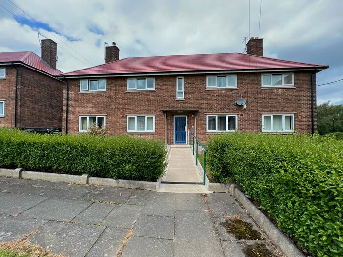 1 Bedroom Flat To Rent In Spa View Road, Birley, Sheffield, South Yorkshire, S12