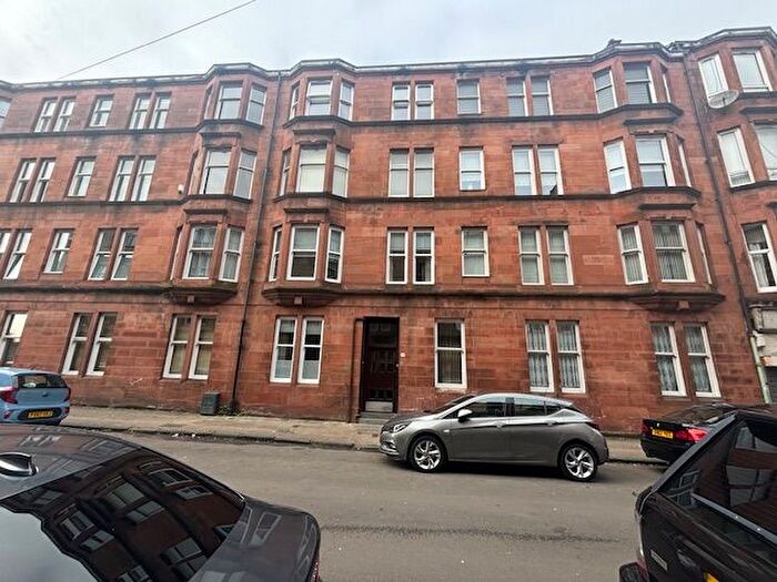 4 Bedroom Flat To Rent In Bluevale Street, Dennistoun, Glasgow, G31