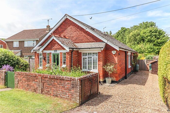 3 Bedroom Detached House For Sale In Romsey Road, Broughton, Stockbridge, Hampshire, SO20