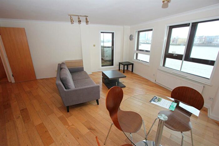 2 Bedroom Apartment To Rent In Freetrade Wharf, Wapping, E1W