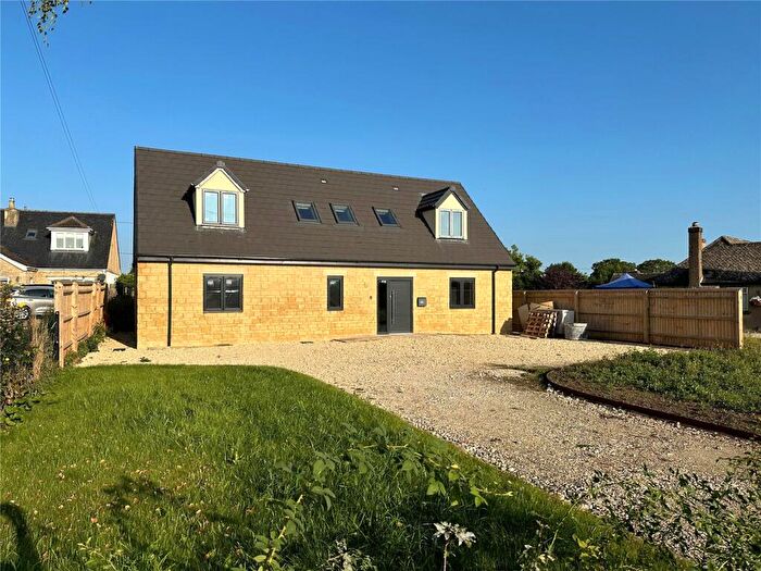 4 Bedroom Detached House For Sale In Brize Norton Road, Minster Lovell, Oxfordshire, OX29