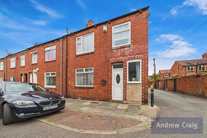 3 Bedroom End Of Terrace House For Sale In Howe Street, Hebburn, NE31