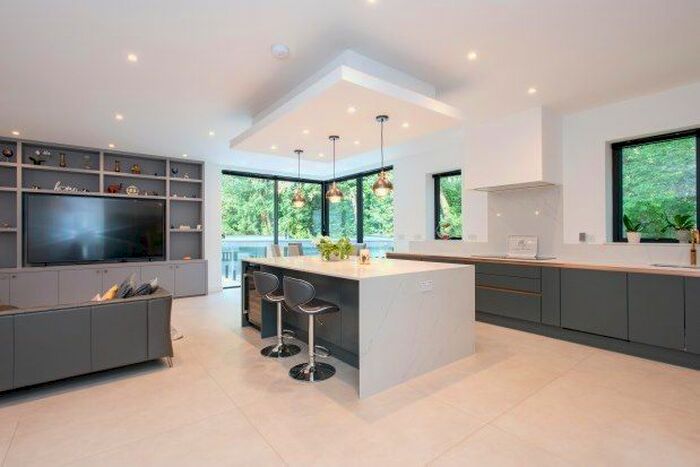 7 Bedroom Detached House To Rent In Pine Coombe, Croydon, CR0