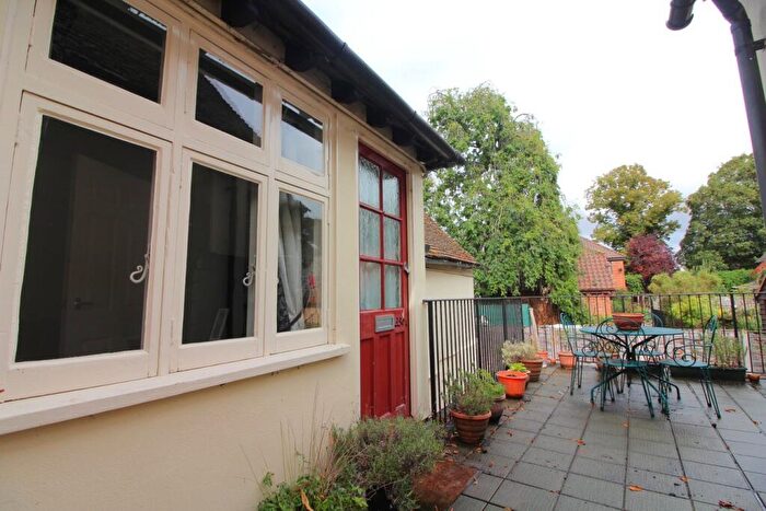 1 Bedroom Apartment For Sale In High Street, Baldock, SG7